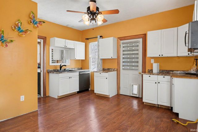 614 S Bendix Drive, South Bend, IN 46619