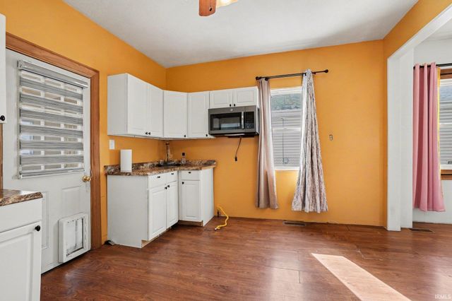 614 S Bendix Drive, South Bend, IN 46619