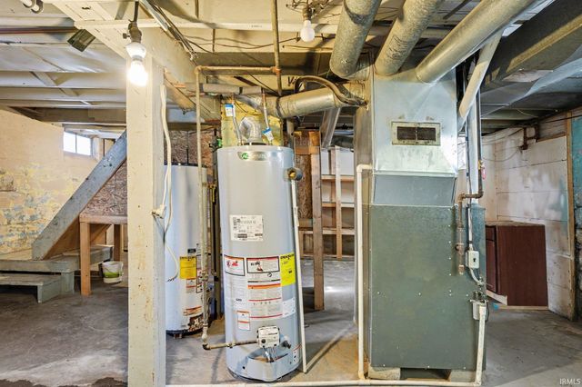 614 S Bendix Drive, South Bend, IN 46619