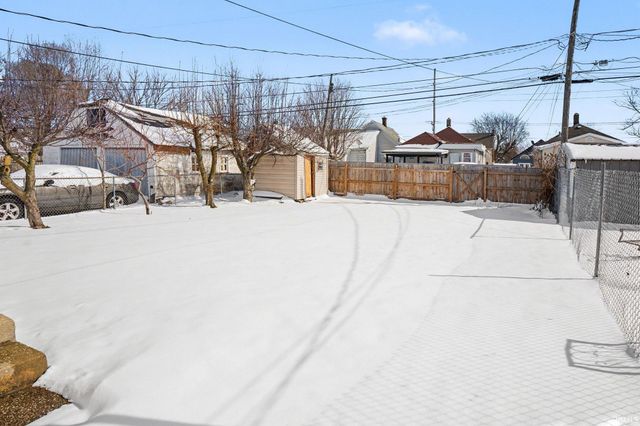 614 S Bendix Drive, South Bend, IN 46619