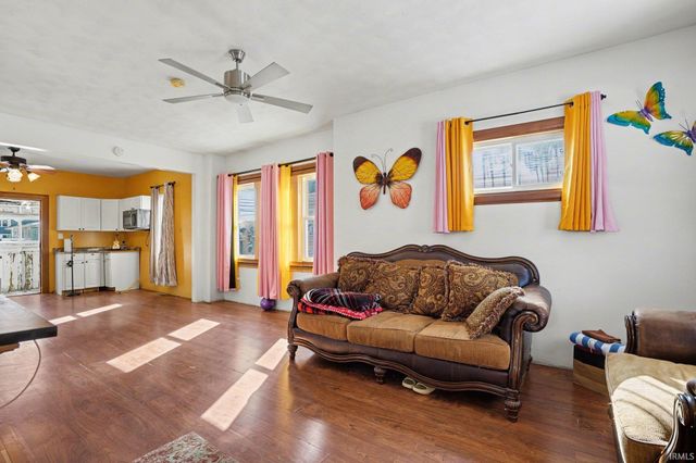 614 S Bendix Drive, South Bend, IN 46619