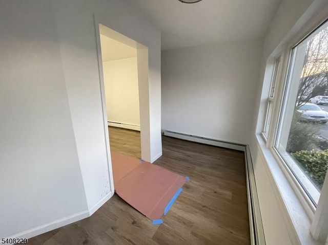 84 Brighton Ave, Kearny Town, NJ 07032