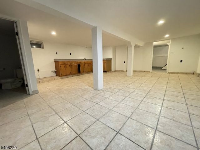 84 Brighton Ave, Kearny Town, NJ 07032