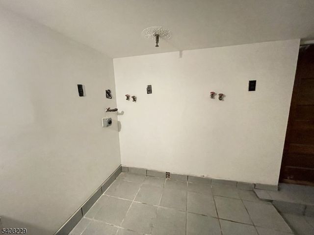 84 Brighton Ave, Kearny Town, NJ 07032