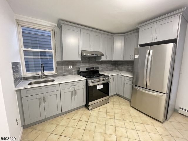 84 Brighton Ave, Kearny Town, NJ 07032