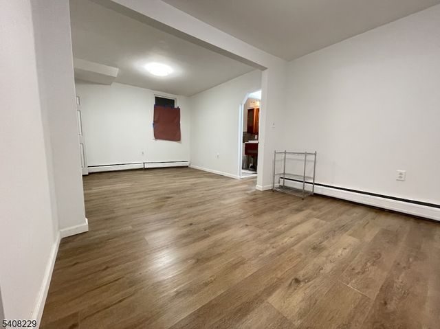 84 Brighton Ave, Kearny Town, NJ 07032