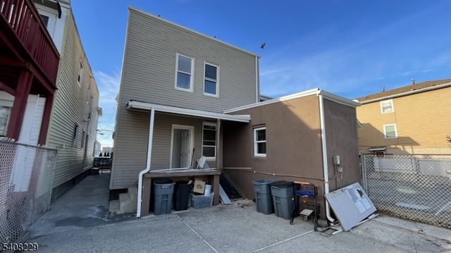 84 Brighton Ave, Kearny Town, NJ 07032