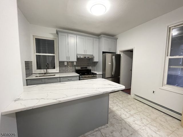 84 Brighton Ave, Kearny Town, NJ 07032