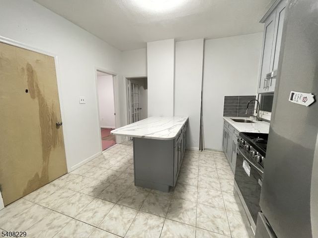 84 Brighton Ave, Kearny Town, NJ 07032