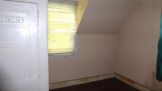 2421 MEMORIAL AVE, Port Norris, NJ 08349