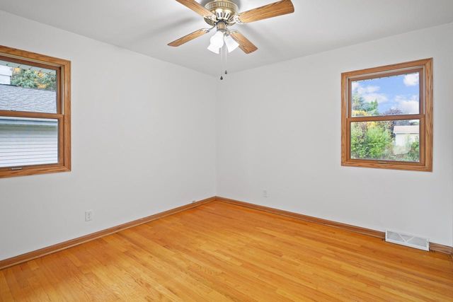6814 55th AVENUE, Kenosha, WI 53142
