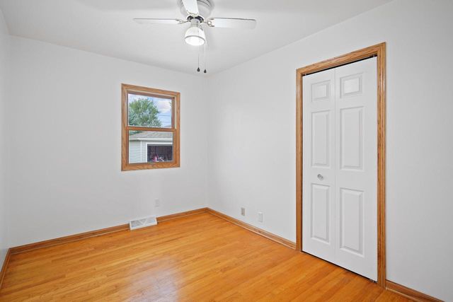 6814 55th AVENUE, Kenosha, WI 53142