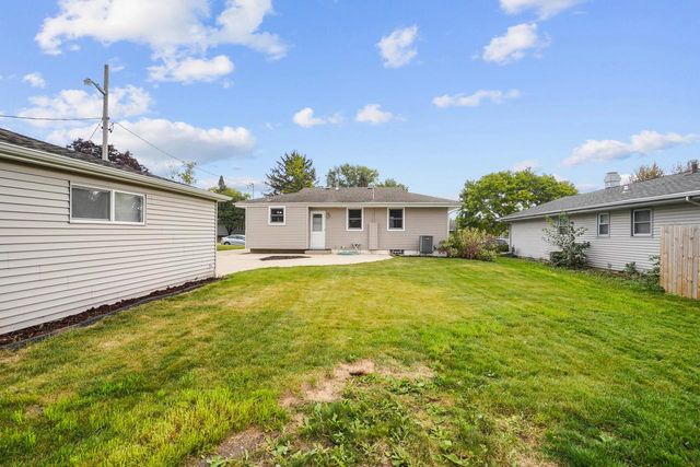 6814 55th AVENUE, Kenosha, WI 53142