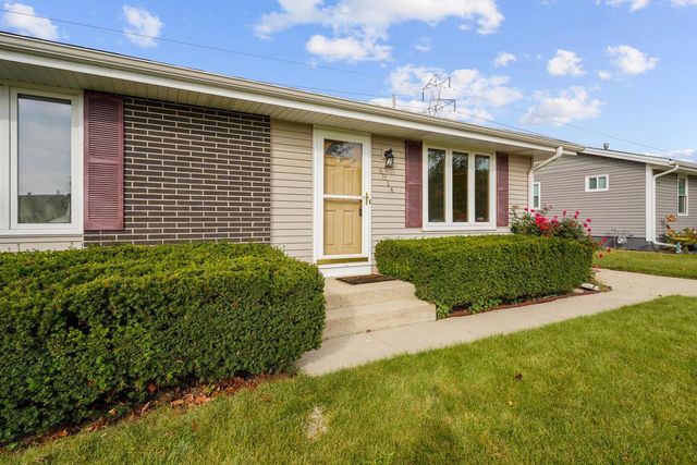 6814 55th AVENUE, Kenosha, WI 53142