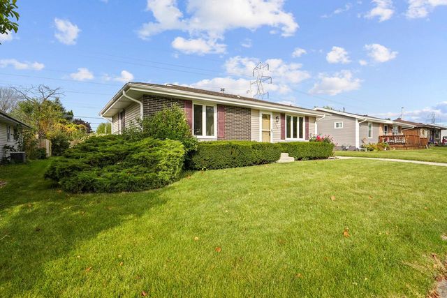 6814 55th AVENUE, Kenosha, WI 53142