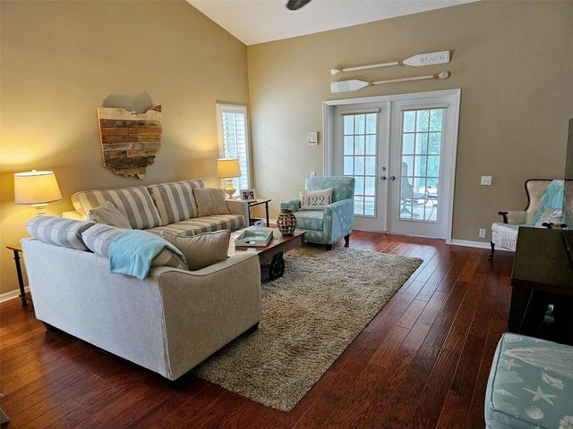 8351 CREEKVIEW LN, Englewood, FL 34224