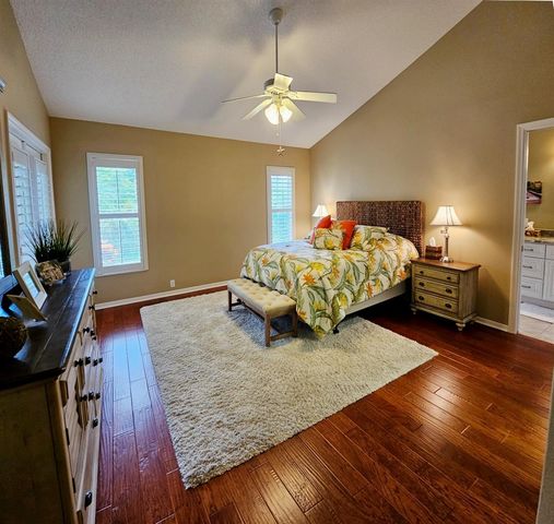 8351 CREEKVIEW LN, Englewood, FL 34224