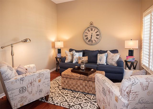8351 CREEKVIEW LN, Englewood, FL 34224