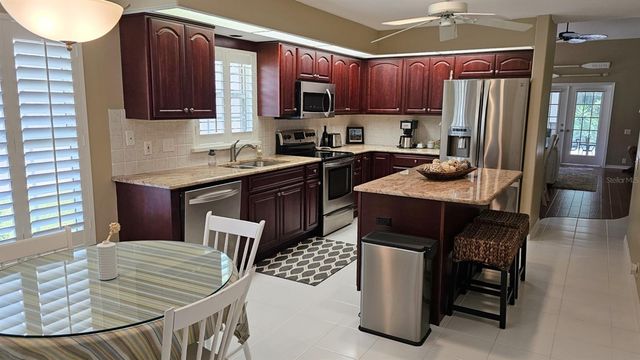 8351 CREEKVIEW LN, Englewood, FL 34224