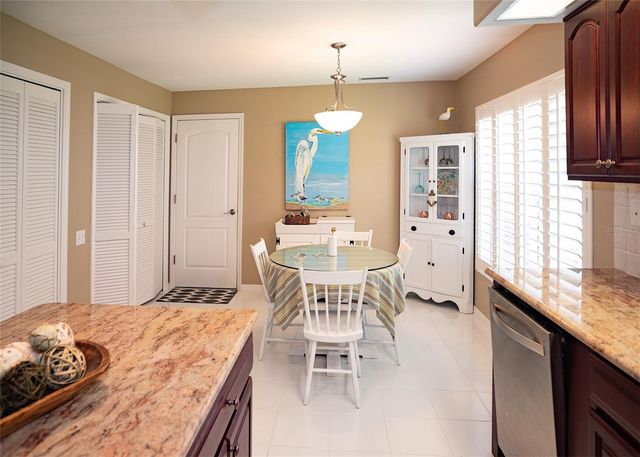 8351 CREEKVIEW LN, Englewood, FL 34224