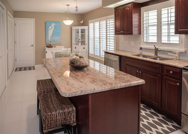 8351 CREEKVIEW LN, Englewood, FL 34224