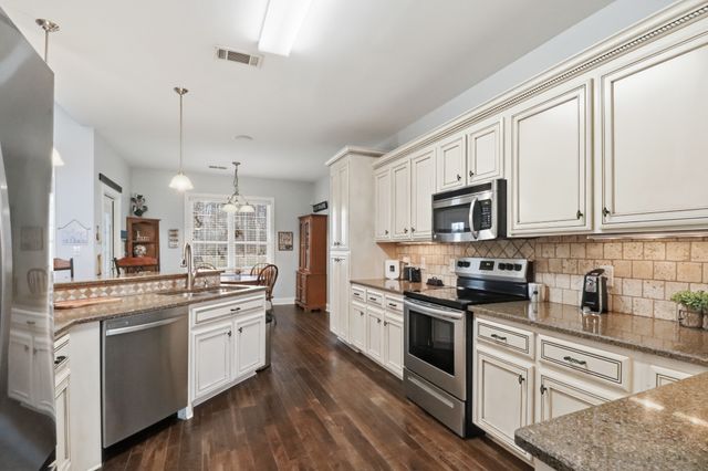 3287 Bluebird Rd, Lebanon, TN 37087