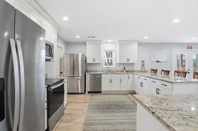 3287 Bluebird Rd, Lebanon, TN 37087