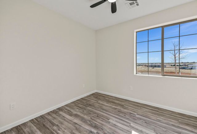 36 Kailey Loop, Edgewood, NM 87015