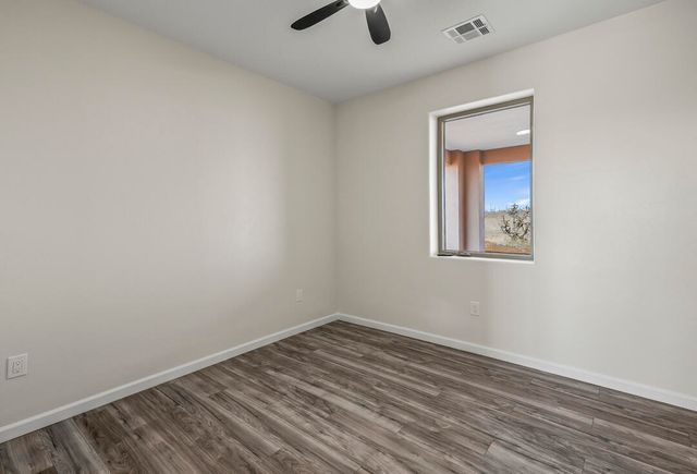 36 Kailey Loop, Edgewood, NM 87015