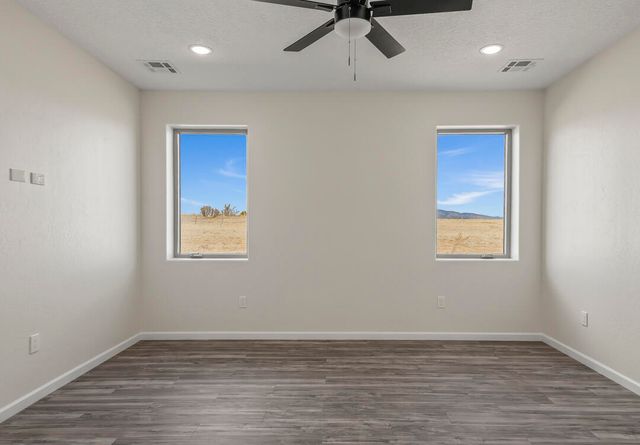 36 Kailey Loop, Edgewood, NM 87015