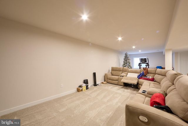 235 SLOAN DR, Coatesville, PA 19320