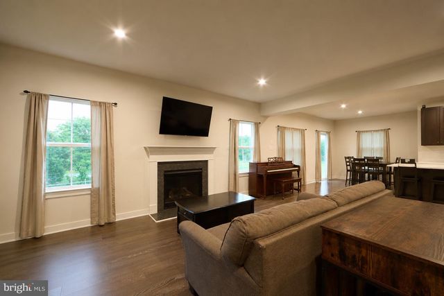 235 SLOAN DR, Coatesville, PA 19320