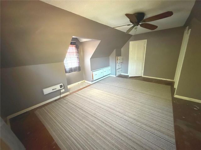 7826 Summit Street, Kansas City, MO 64114