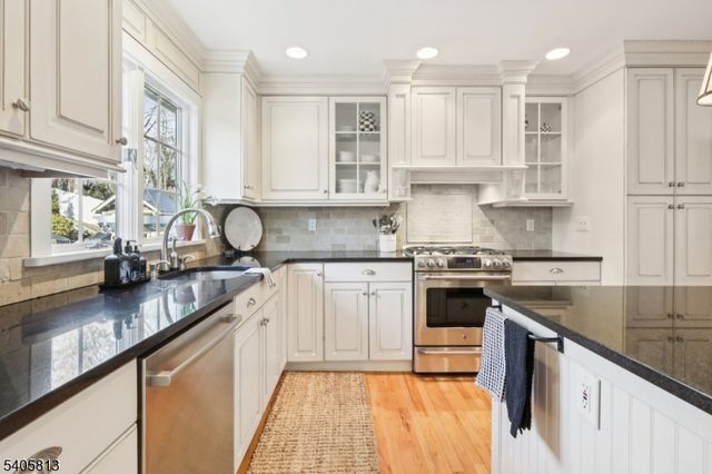 275 Linden Rd, Wayne Twp., NJ 07470