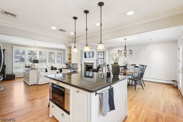 275 Linden Rd, Wayne Twp., NJ 07470