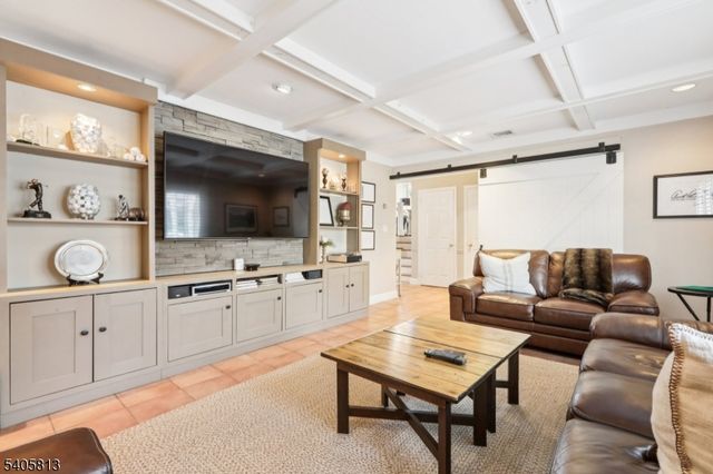 275 Linden Rd, Wayne Twp., NJ 07470