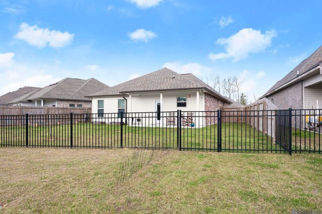 23199 Harlington Dr, Denham Springs, LA 70726