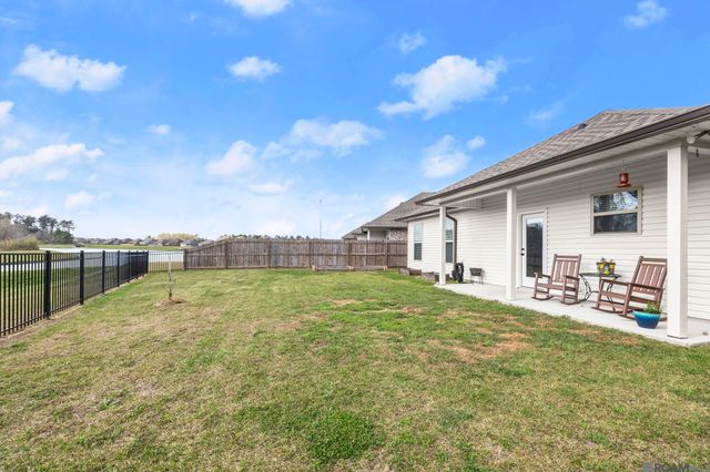 23199 Harlington Dr, Denham Springs, LA 70726