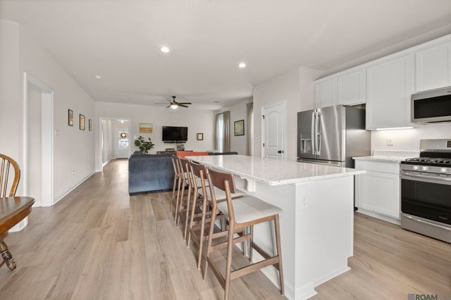 23199 Harlington Dr, Denham Springs, LA 70726