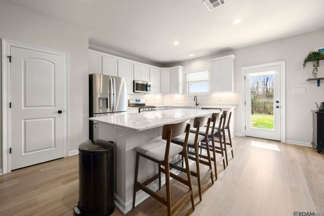 23199 Harlington Dr, Denham Springs, LA 70726