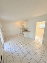 262 SW 23rd St 1-5, Fort Lauderdale, FL 33315