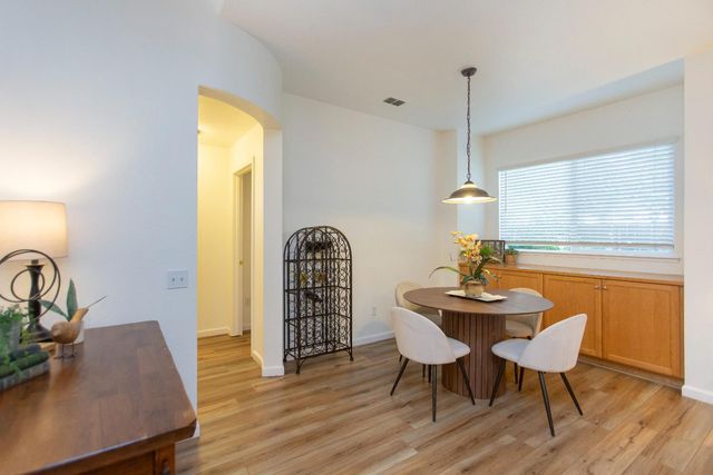 2333 Old Rose Ln, Turlock, CA 95382