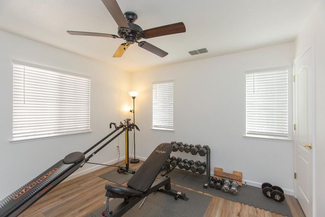 2333 Old Rose Ln, Turlock, CA 95382