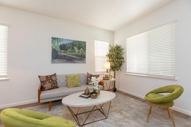 2333 Old Rose Ln, Turlock, CA 95382