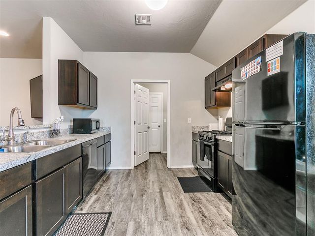 5312 Nicole Drive, Tuttle, OK 73089