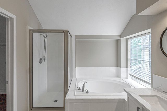 8827 Lawncliff Lane, Houston, TX 77040