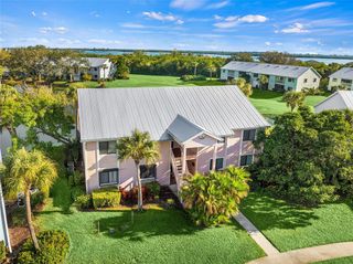 5720 Pelican Pointe Drive 3, Sebastian, FL 32958