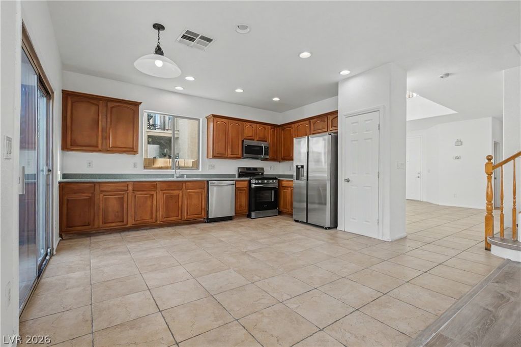 3554 Gloucester Gate Street, Las Vegas, NV 89122 — photo 5