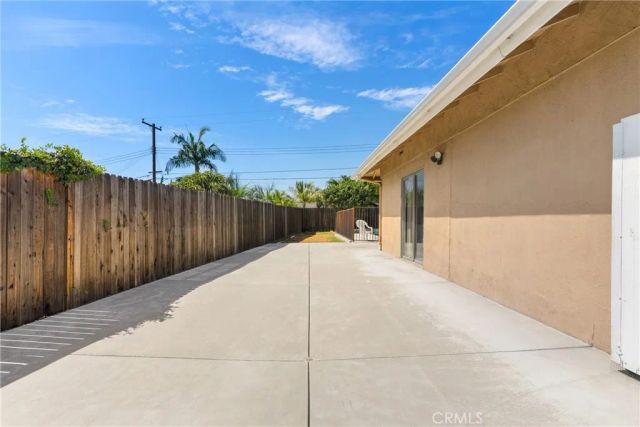 2419 E Villa Real, Orange, CA 92867