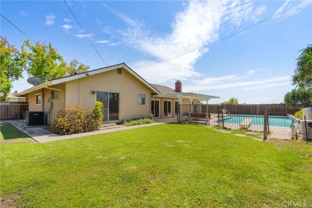 2419 E Villa Real, Orange, CA 92867